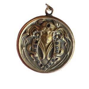 Edwardian/Art Nouveau gold-filed locket lid fairy goddess flowers antique